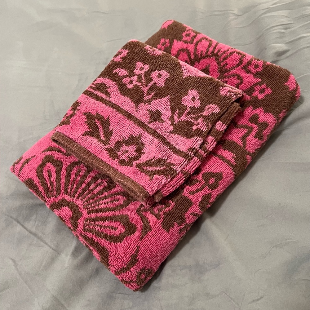 VINTAGE Fieldcrest Towels 🩷🤎